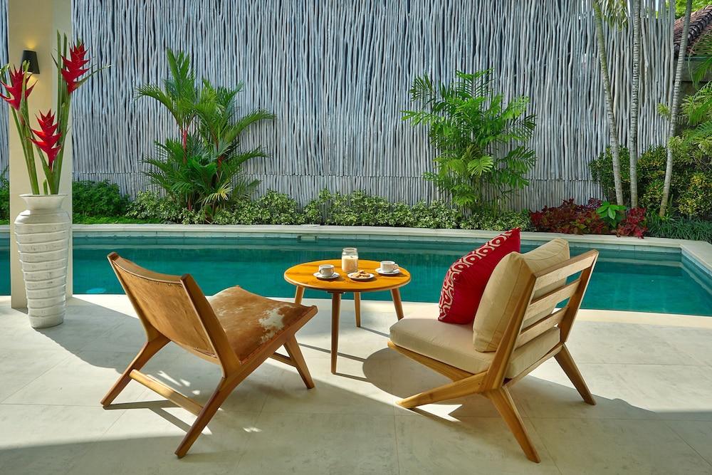 Seminyak White Design Villa Exterior photo